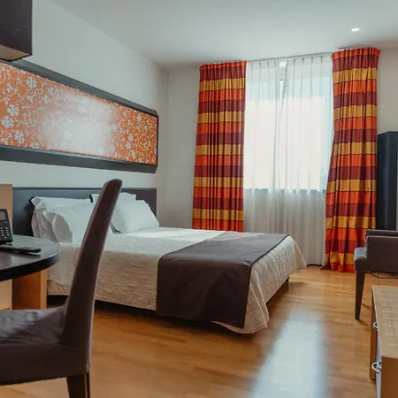 Sanlu Hotel