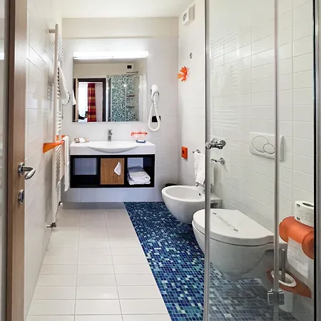 Sanlu Hotel 3*
