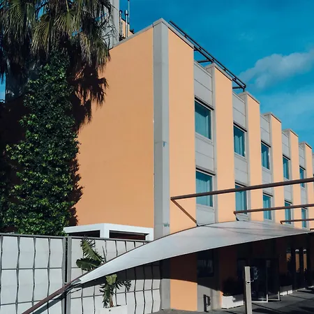 Hotel Sanlu 3*