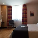 Sanlu Hotel 3*