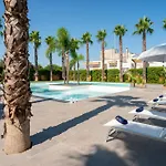 Hotel Sanlu Serrano