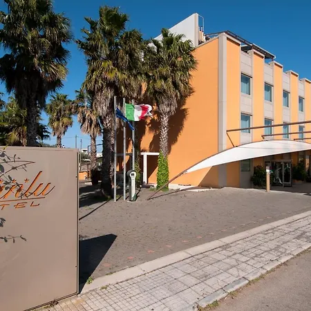 Sanlu Hotel 3*