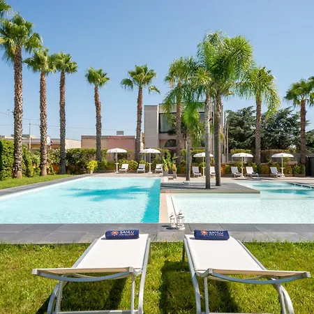 Sanlu Hotel 3*