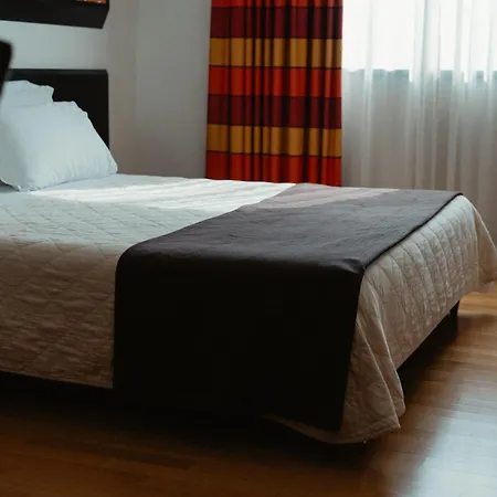 Szálloda Sanlu 3*