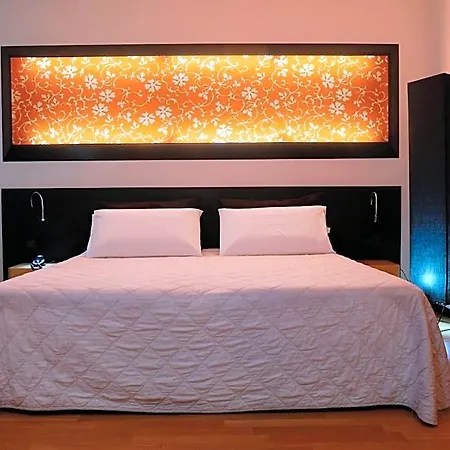 三鹿酒店 3*